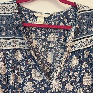 Floral Blue and White Women's Top